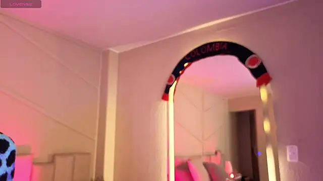 Rossiee_huntt webcam