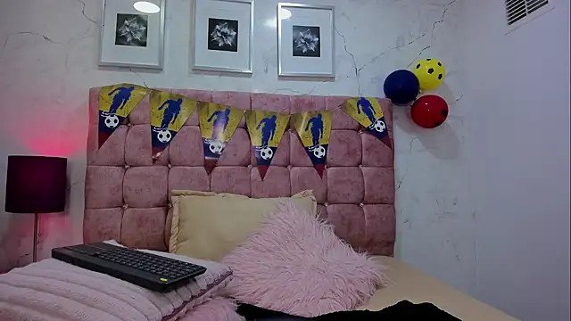 KatalinaLaurent webcam