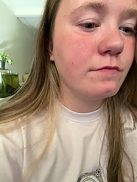 remirann_ - Remirann_'s free webcam - UK Sex Cams