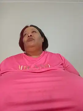 nancy111 (F milf) - Make me squit and cum on my toy