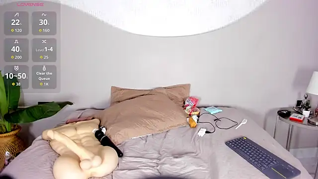 ainaah_ (F milf) - boobs job😈🍆