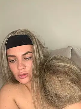 little_lola_x webcam