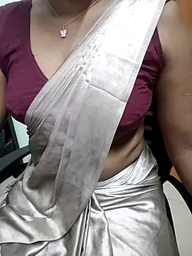 Tamilmallu-duskygirl03 webcam