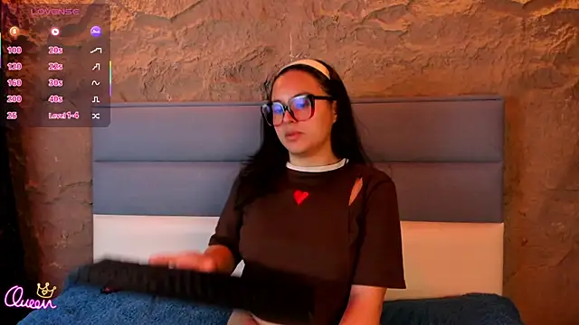 Crystal_Moom webcam