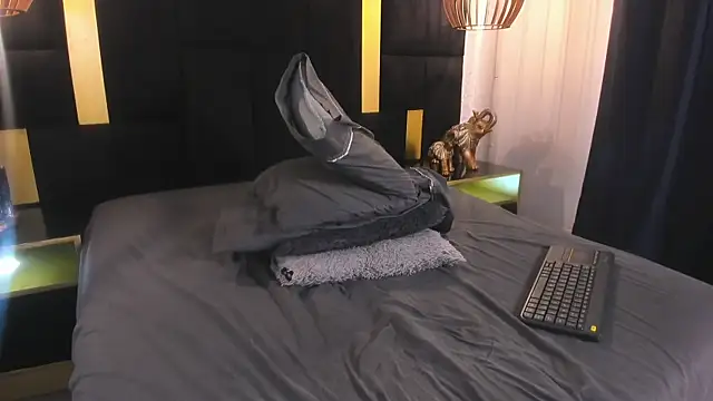 Lucio__Fox webcam