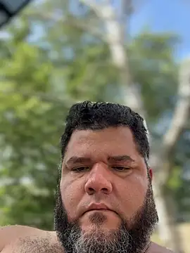 HotDominicanCum webcam