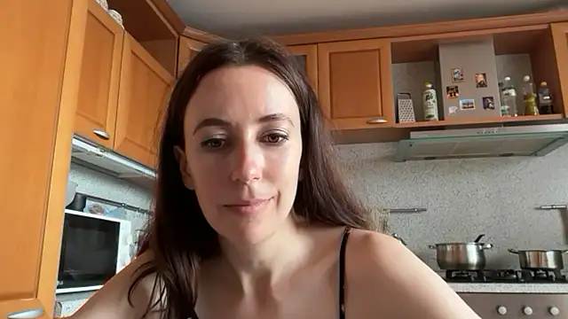 Flamingo_Queen live cam on StripChat