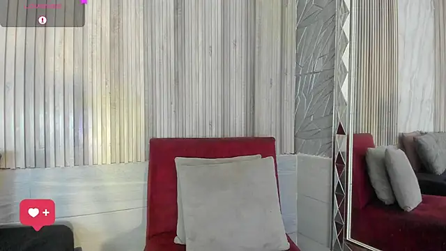 BriannaChelsea webcam