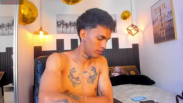 Duncan_brown live cam on StripChat