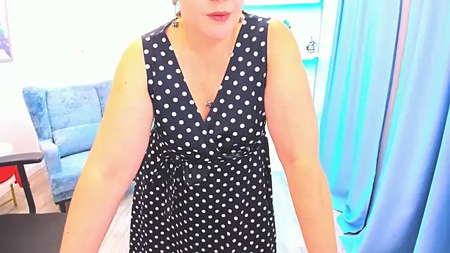 NinaStarle live cam on StripChat