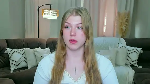 Stella_Light live cam on StripChat