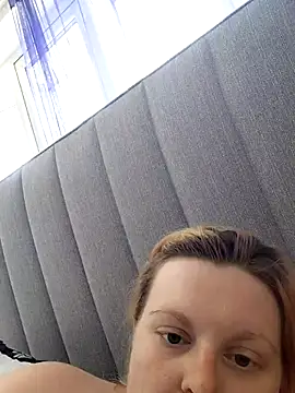 pinkieMilfPUSY webcam