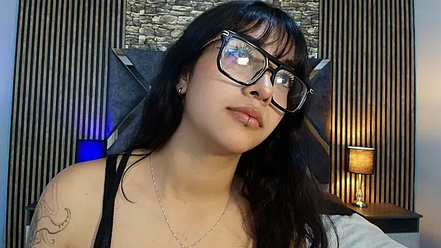 Amy_channel webcam