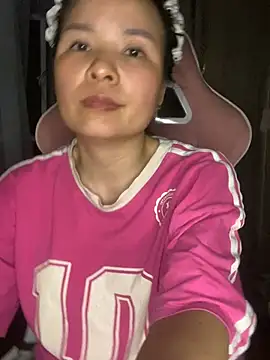 Ivy_Trix2 webcam