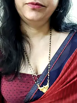 Watch Yazhini-Cam live on EroticFlix - High definition streams