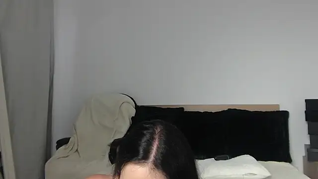 Layla23a webcam