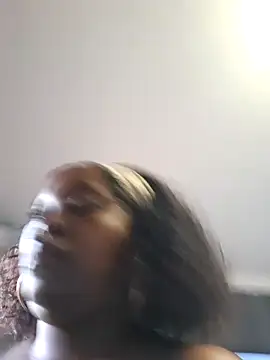 SWEETDOLLY29XX webcam