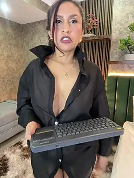 MonicaMoret webcam