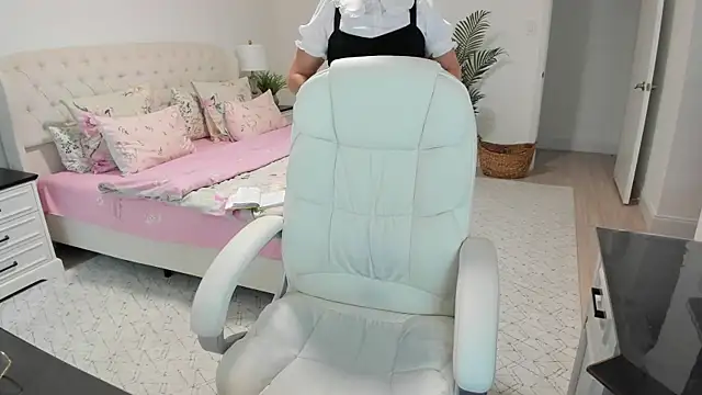 Vika73 webcam