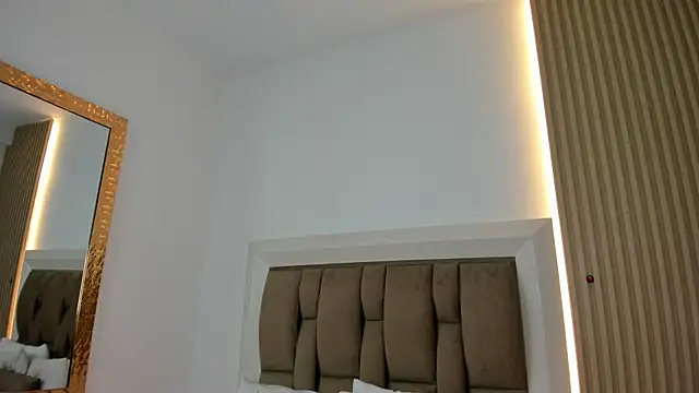 luna_bellucci webcam