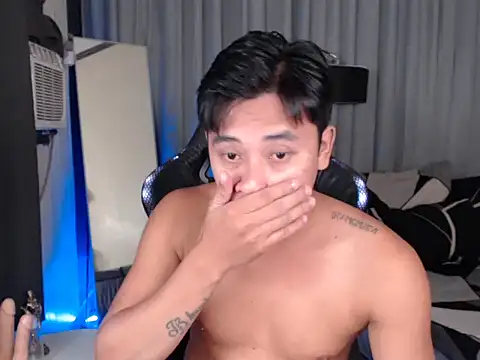 alexsuckable01