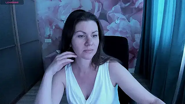 LunaKissesx webcam