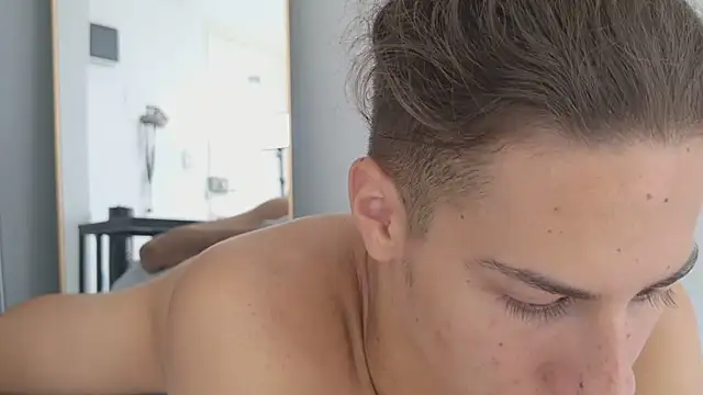 grey___27 webcam
