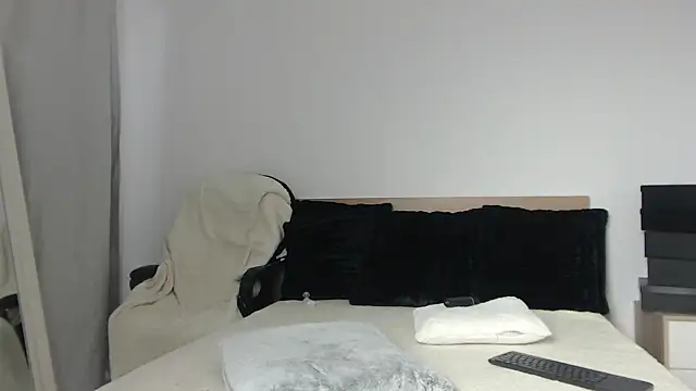 Layla23a webcam