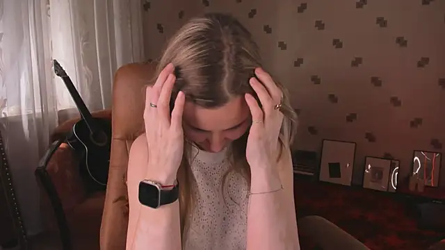 MiaSparkes webcam