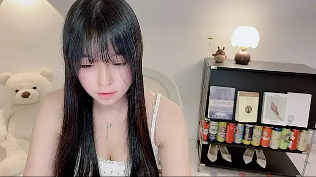 Onechestnut live sex cam