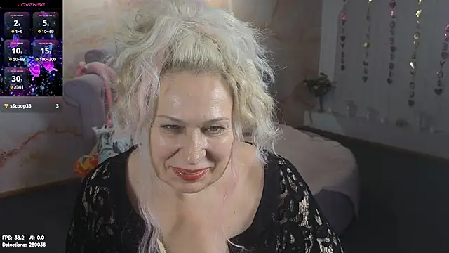 Penelope_Pinky live cam