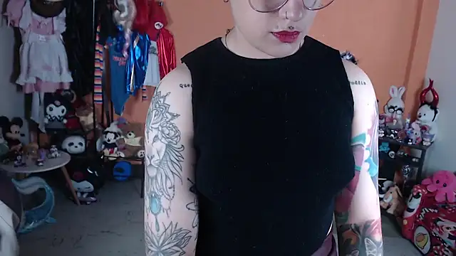 MissMiia2 webcam