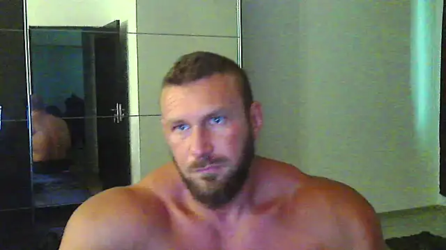muscularkevin webcam