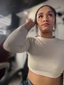Isabella-Teen
