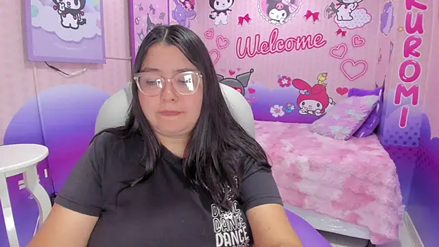 Dulce_meow live cam on StripChat