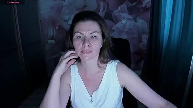 LunaKissesx webcam