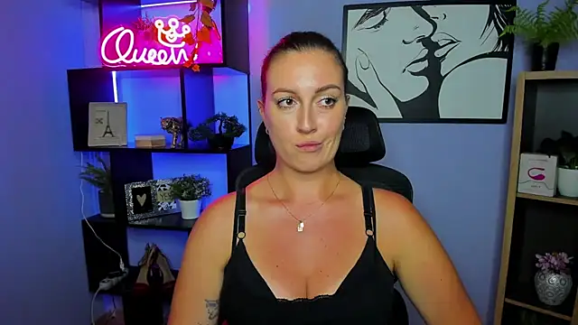 FUN_AMI live cam on StripChat