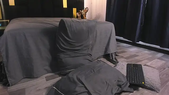 Lucio__Fox webcam