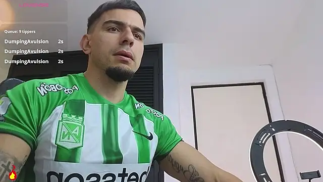 Josh_miller01 live cam on StripChat