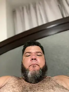 HotDominicanCum webcam