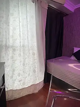 KarinaFlowers_ webcam