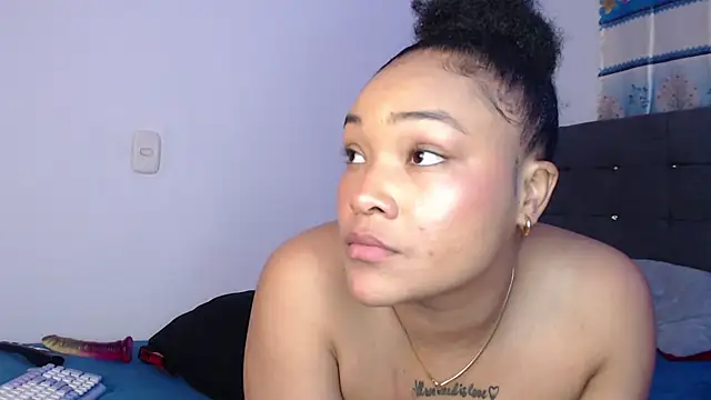 latin_riahnna_jp webcam