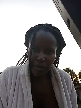 SexySlender_98 webcam