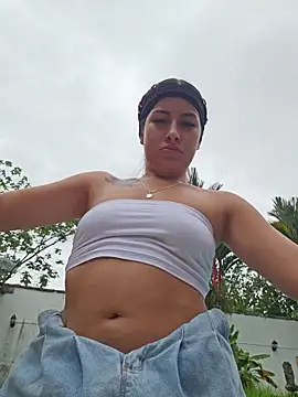 Luisa_Madrid webcam