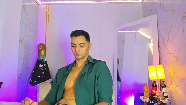andrewevans46 webcam