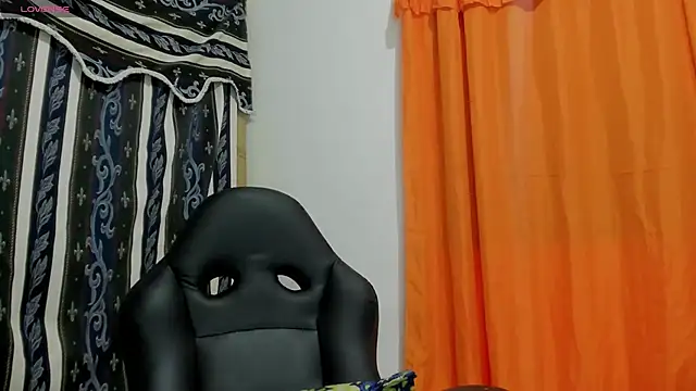 lilybaudyn_ webcam