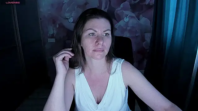 LunaKissesx webcam