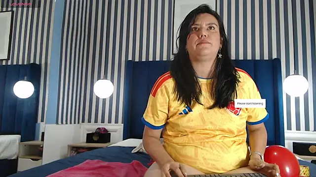 sallydickinson (F milf) - Open your ass with both hands for daddy