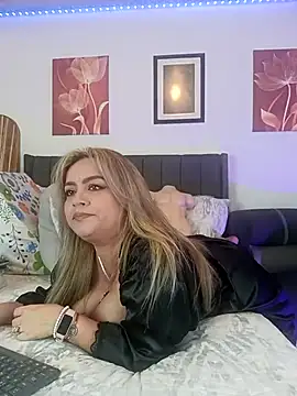cristalrays (F milf) - cum saliva dirty boobs