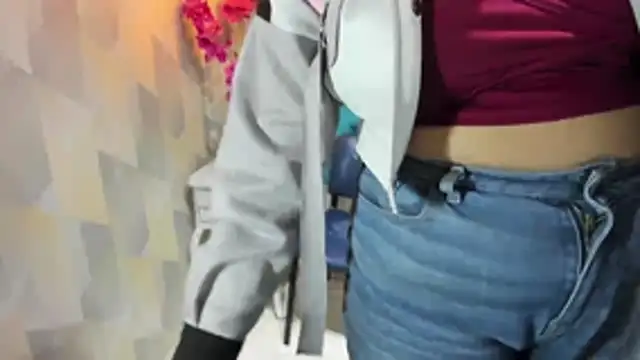 LindaBreeS webcam